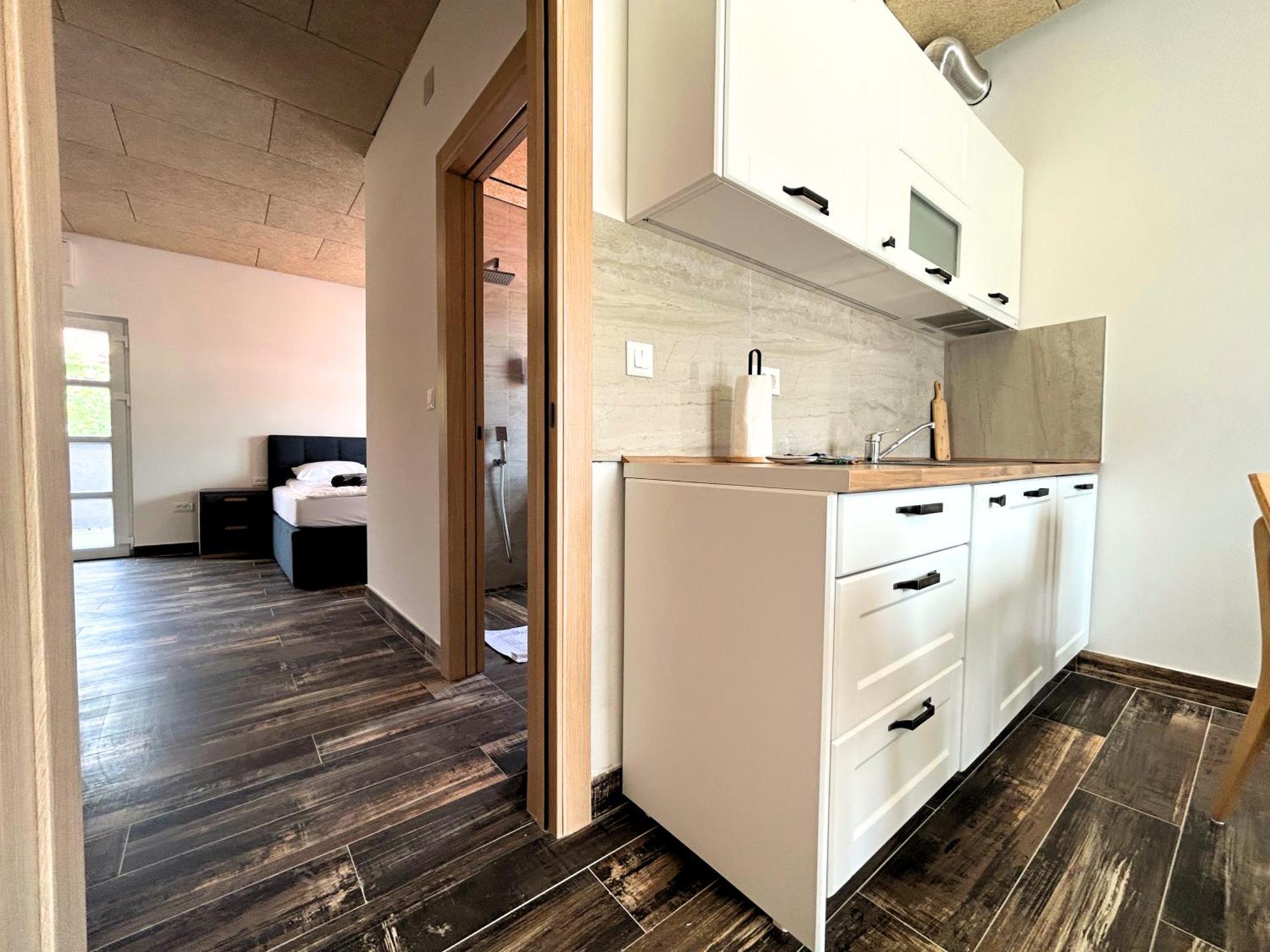 Memories Apartment